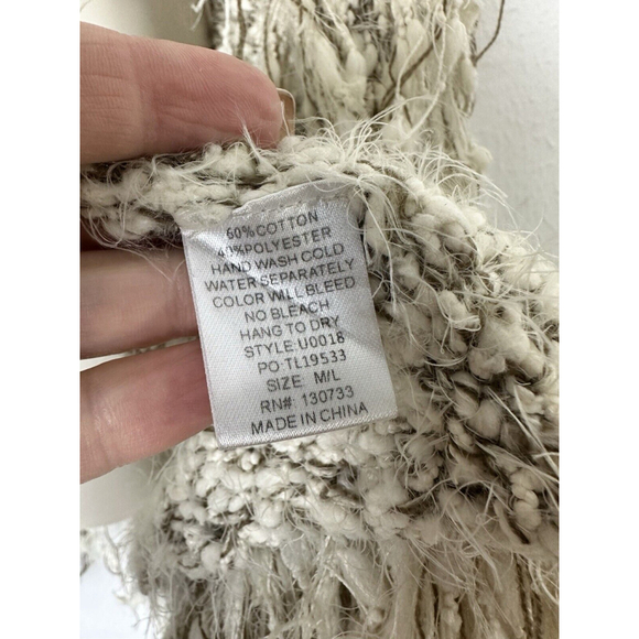 UMGEE Sleeveless Shaggy Vest M/L Boho Hippie Western Fringe Knit Beige Festival - Picture 8 of 9